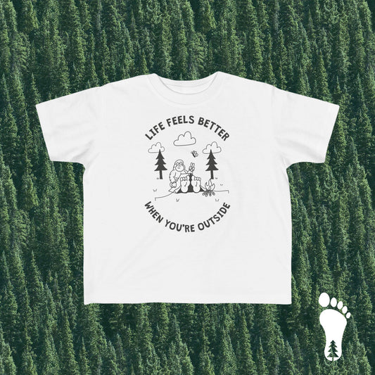 Life Feels Better When Youre Outside - Kids Outdoor Adventure Tee - Perfect for Nature Lovers, Cute Kids Shirt, Gift for Little Explorers
